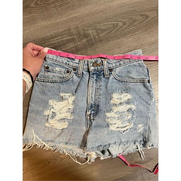 Levi Women’s 30” Waist 0 Blue Denim Distressed Western Booty Shorts Embellished - Picture 8 of 8